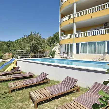 Gorgeous In With Wifi Apartment