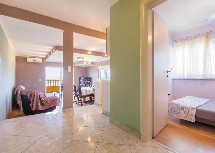 Two-bedroom With Sea View 06 Žrnovnica